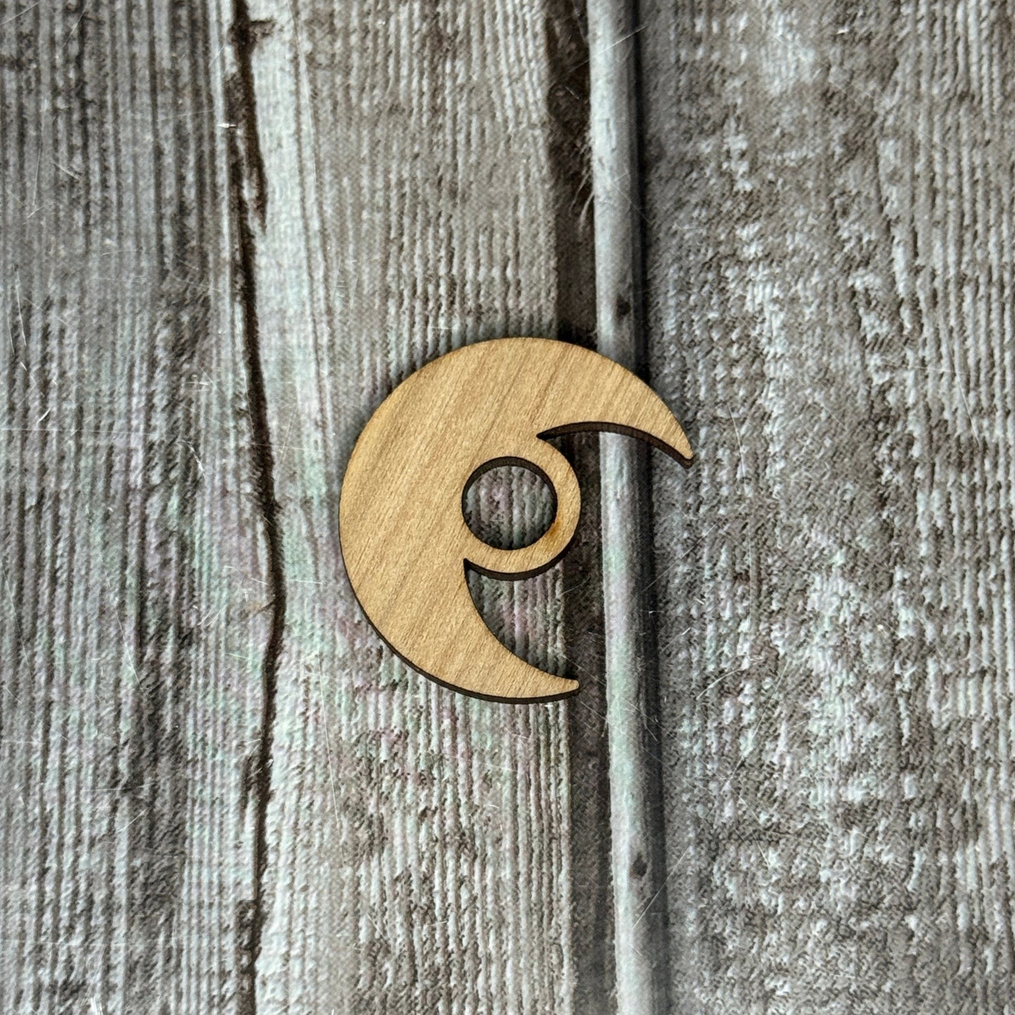 Wood Sphere Stand