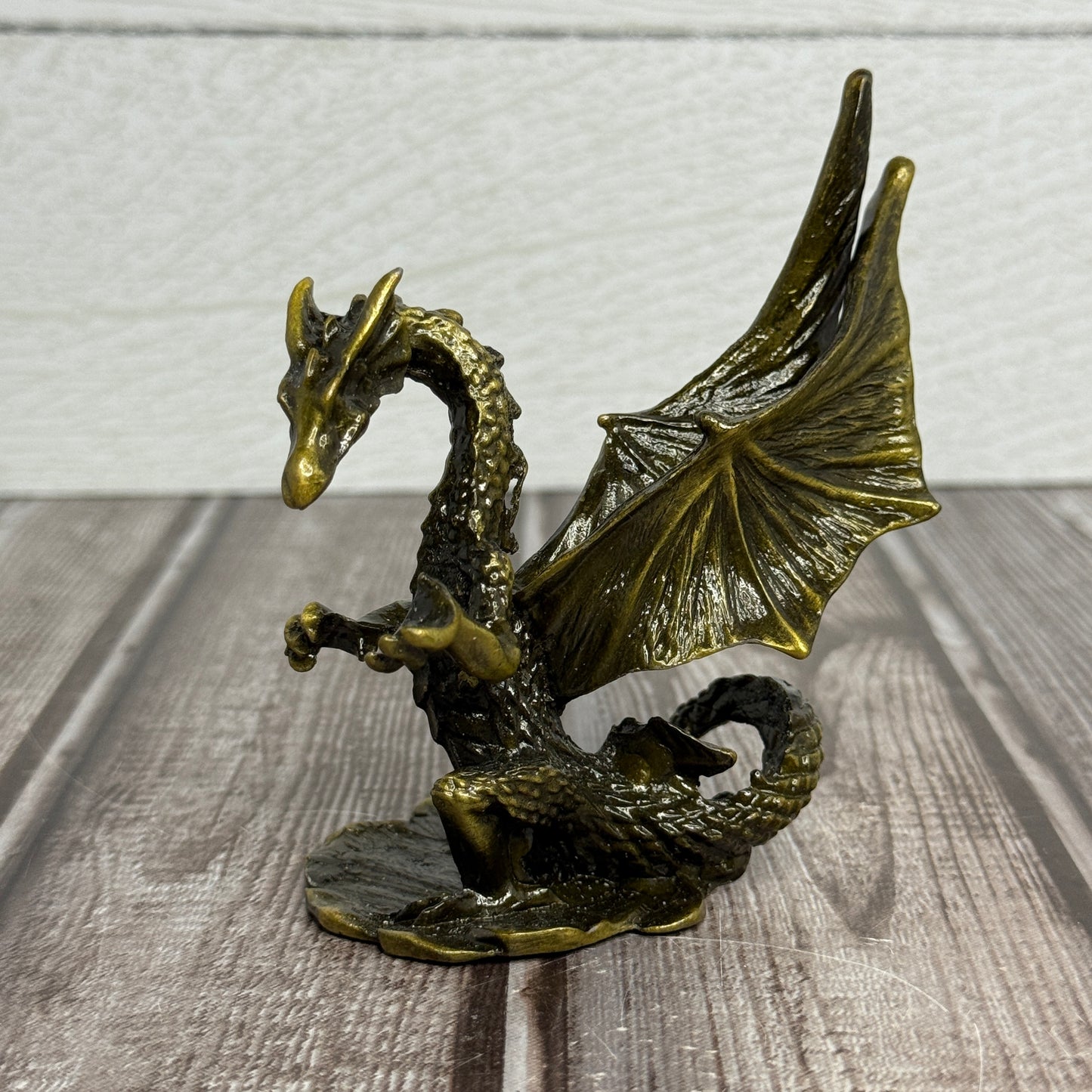Metal Sphere Stand