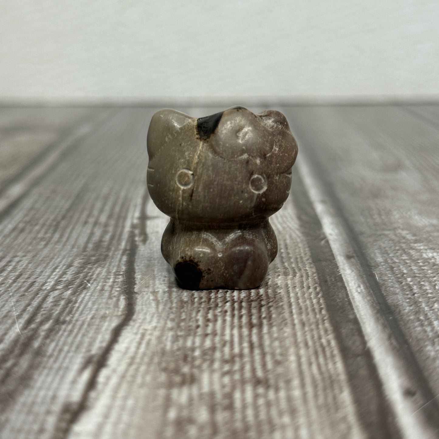 Hello Kitty Carving