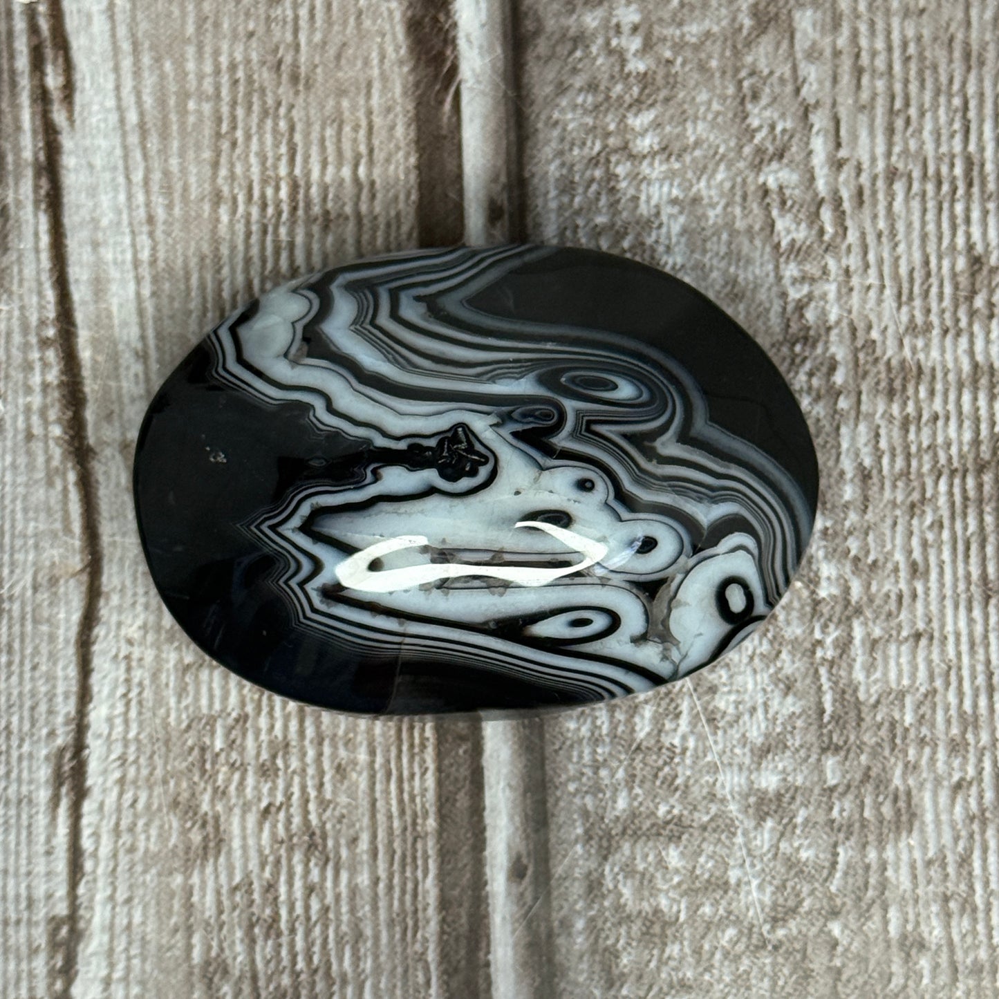 Black Banded Agate Palmstone