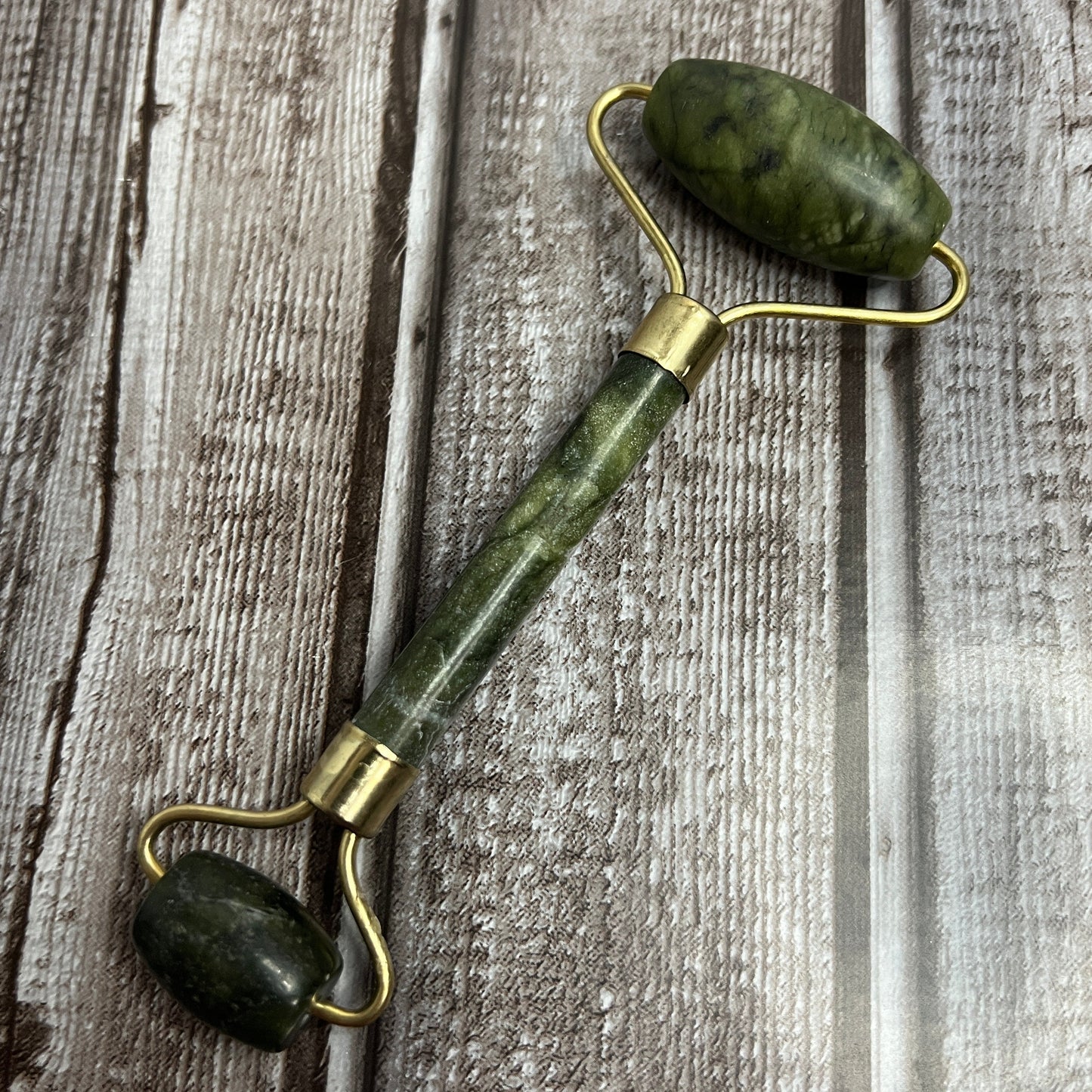 Jade Face Roller