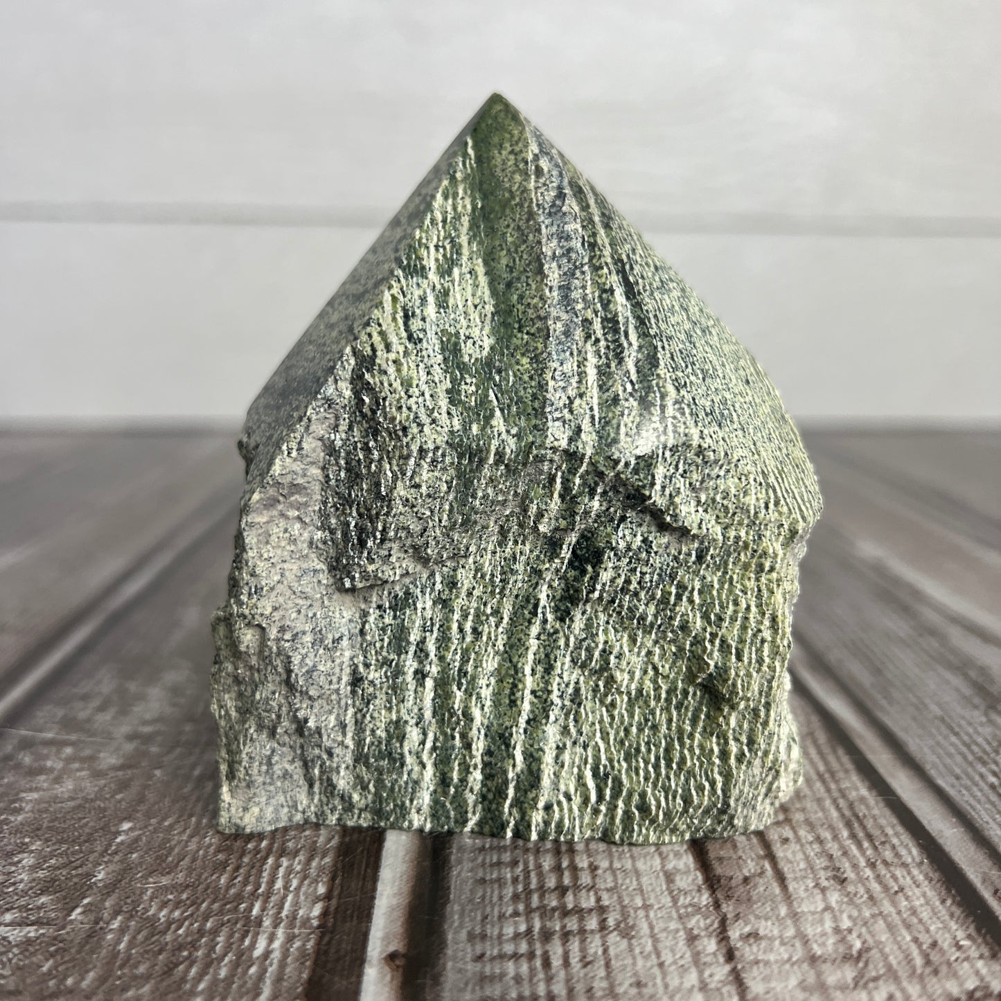 Serpentine Natural Point