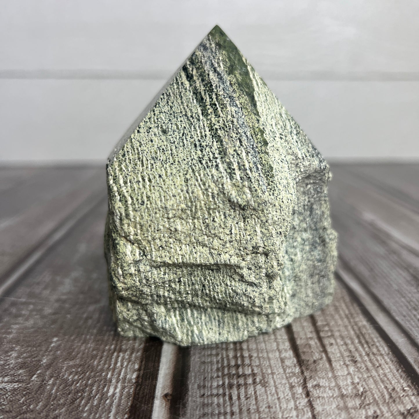 Serpentine Natural Point