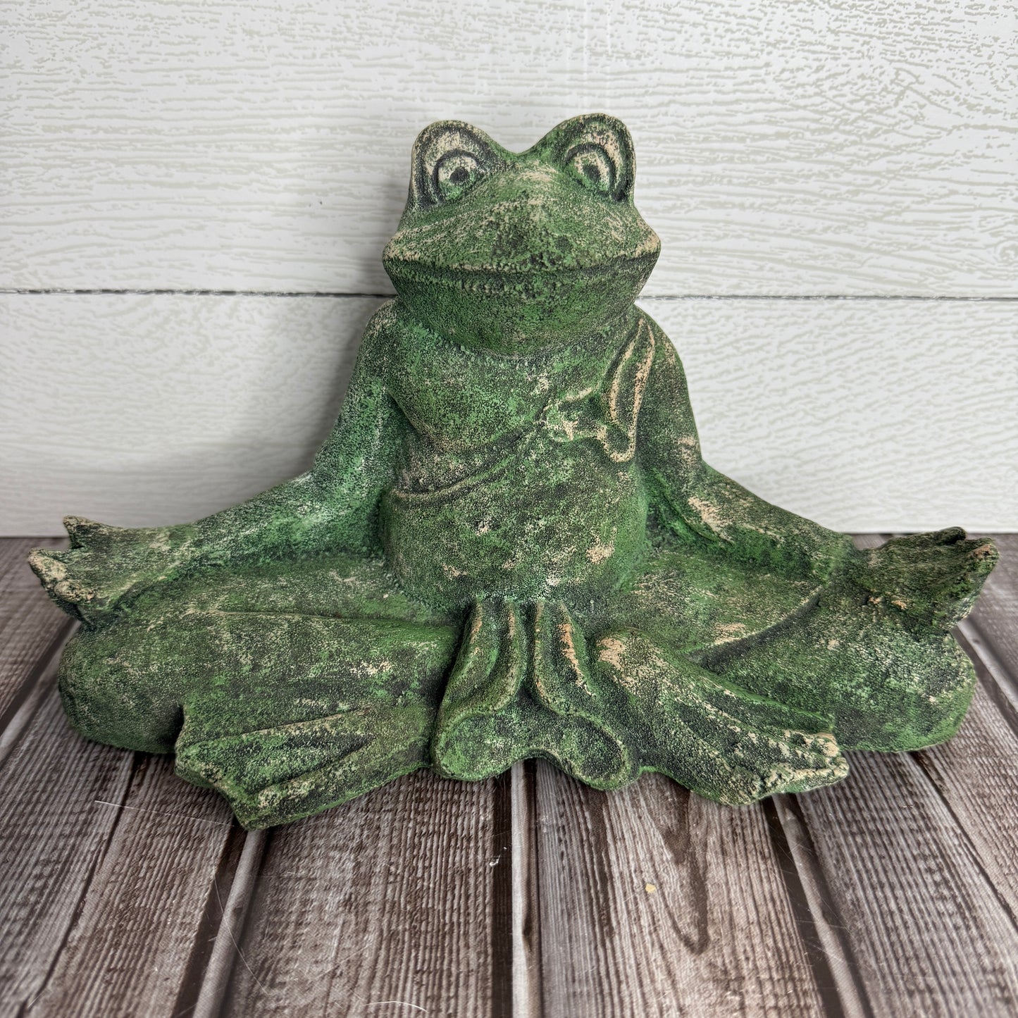 Yoga Frog Statue