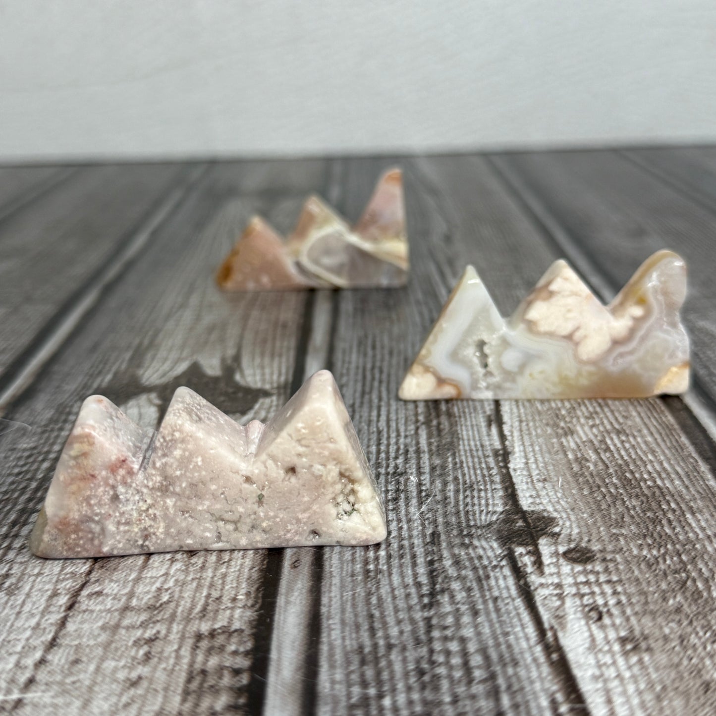 Flower Agate Mountains