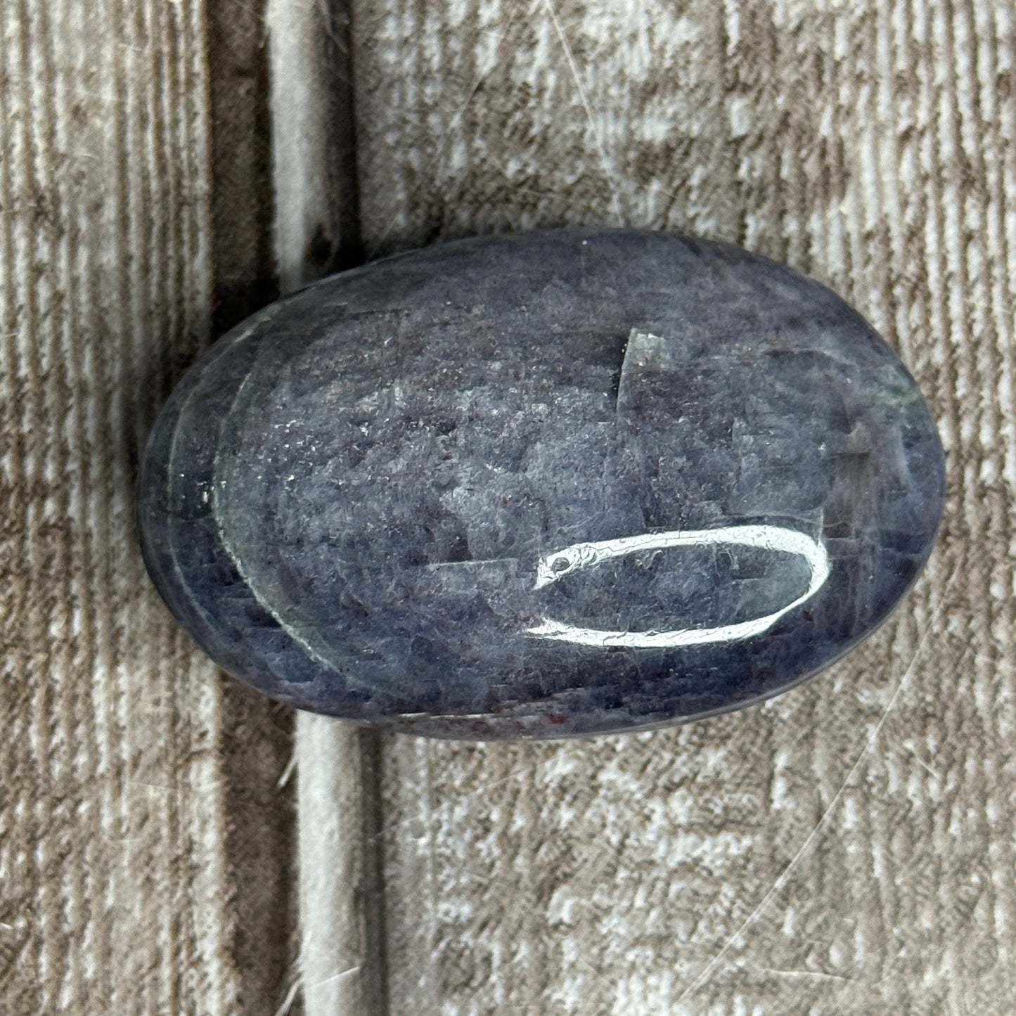 Iolite Palmstones