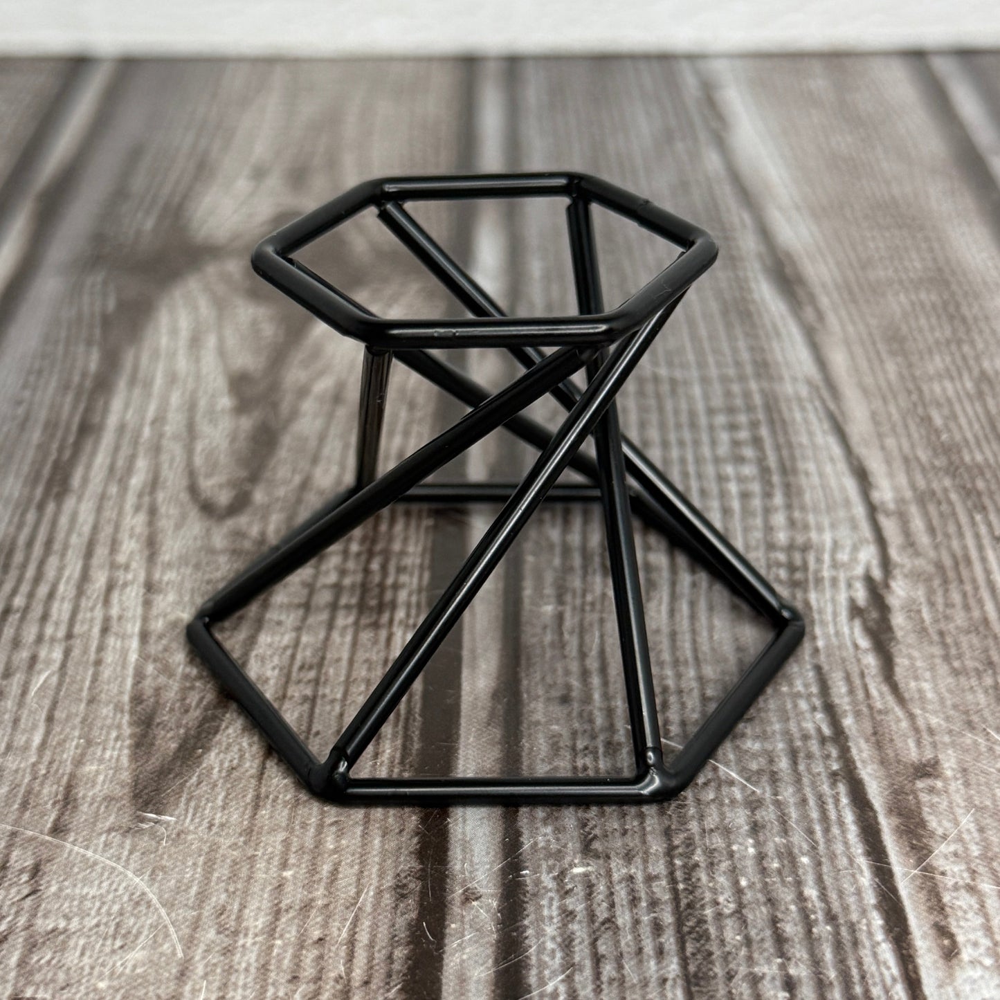 Metal Sphere Stand