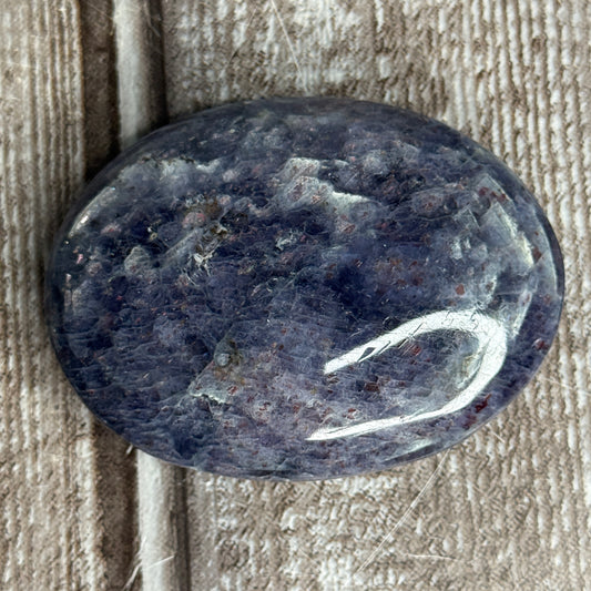 Iolite Palmstones