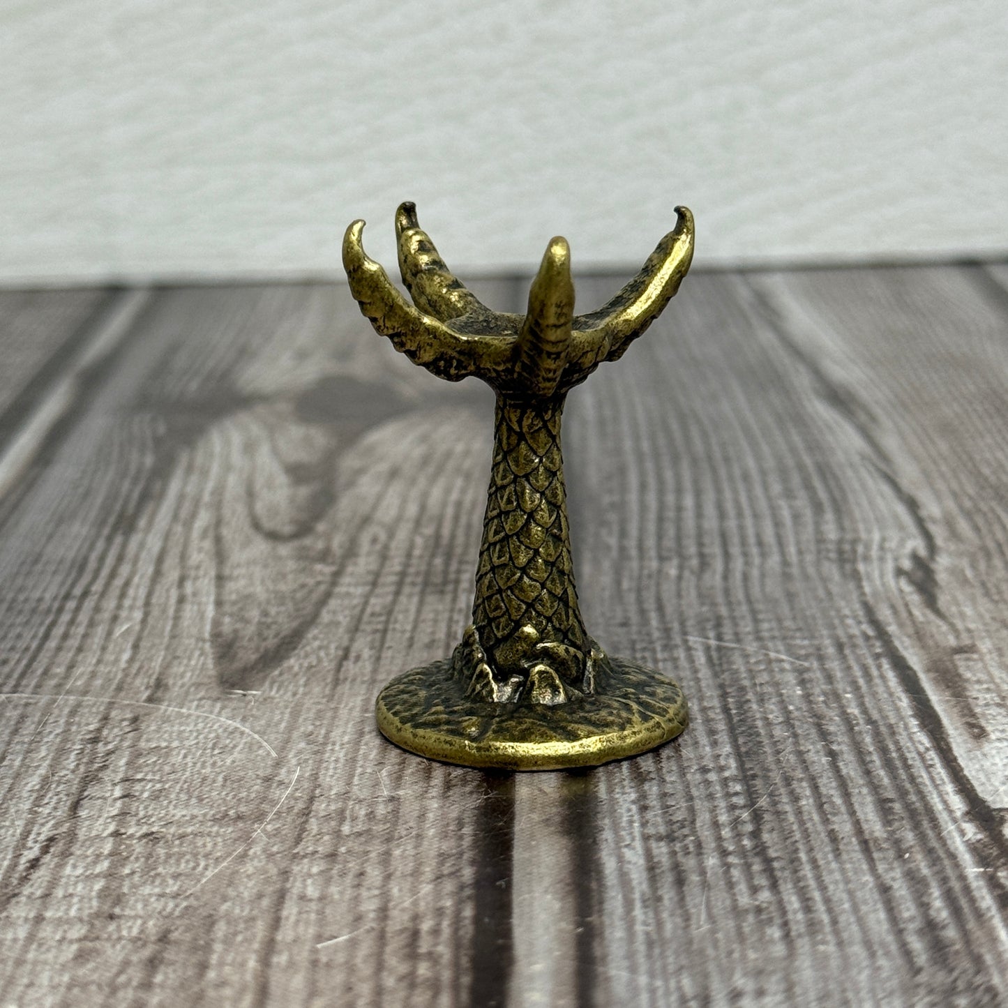 Metal Sphere Stand
