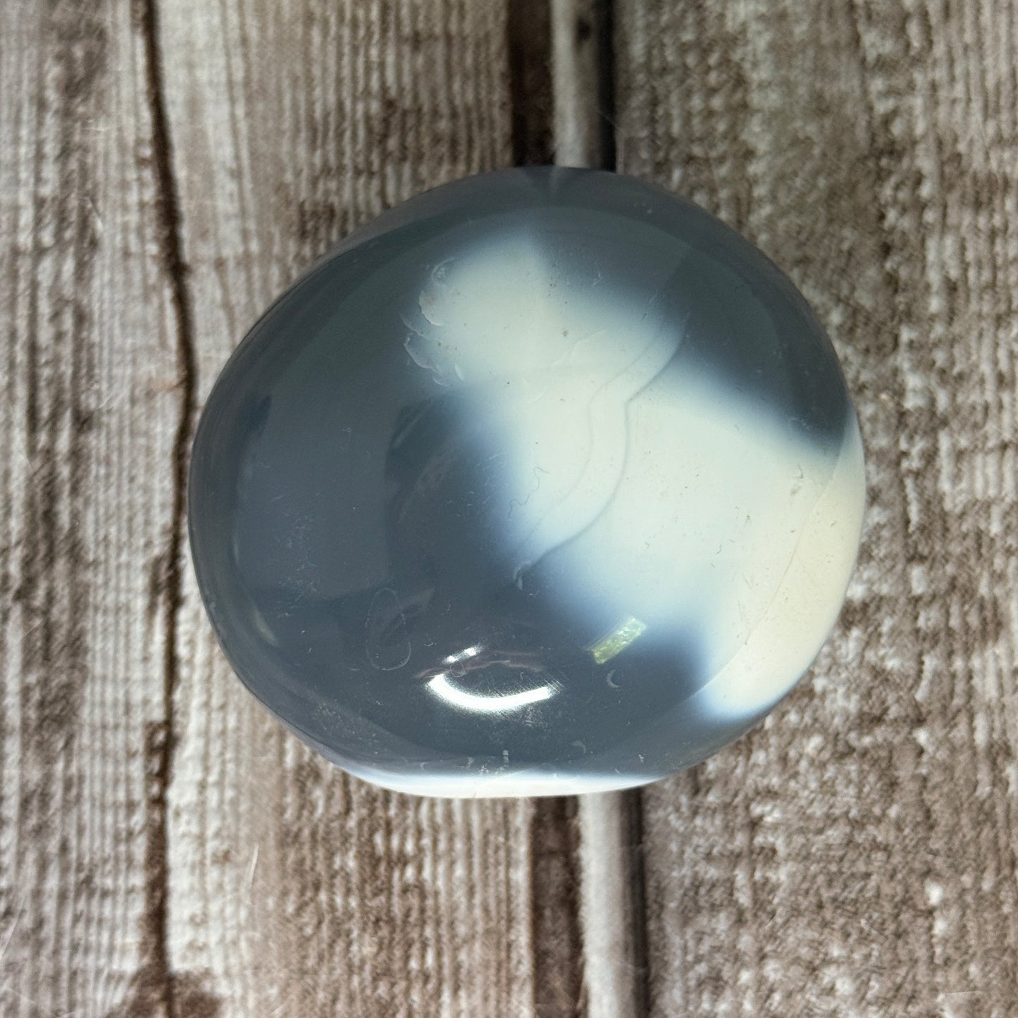 Orca Agate Palm Stone