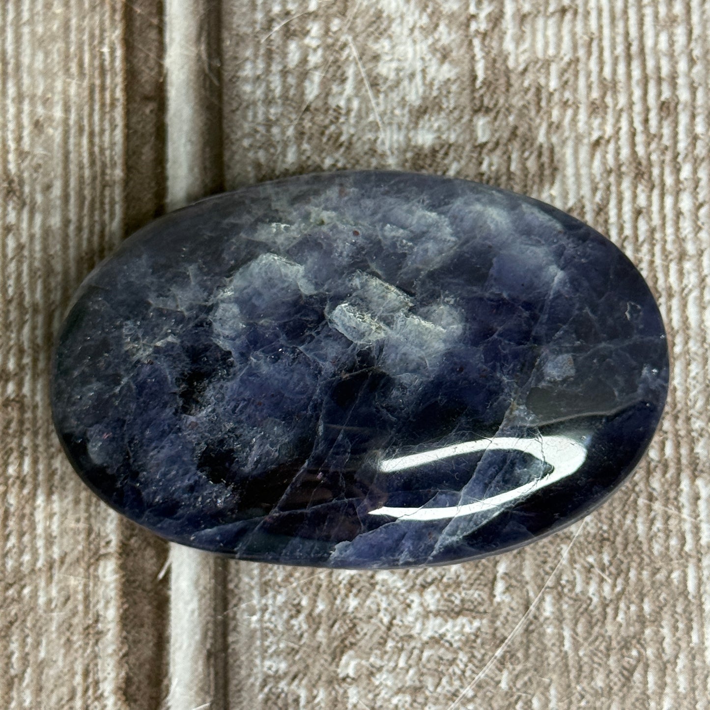 Iolite Palmstones