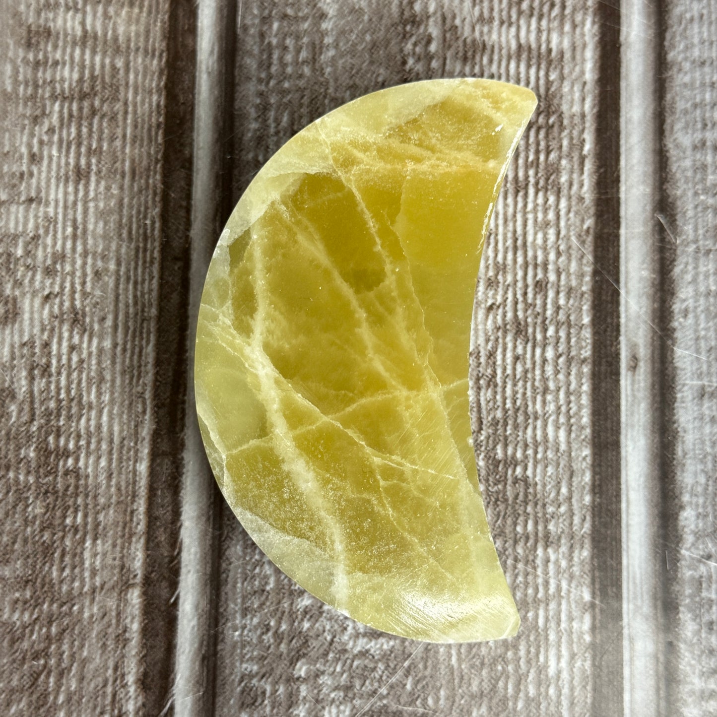 Lemon Calcite Carving