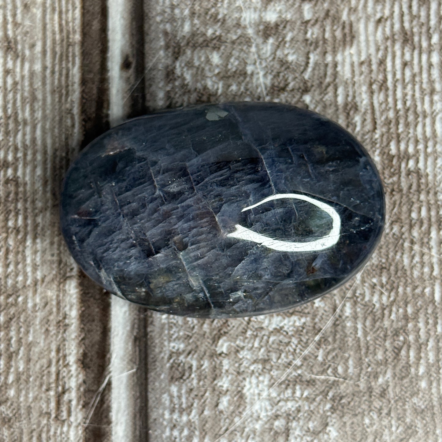 Iolite Palmstones