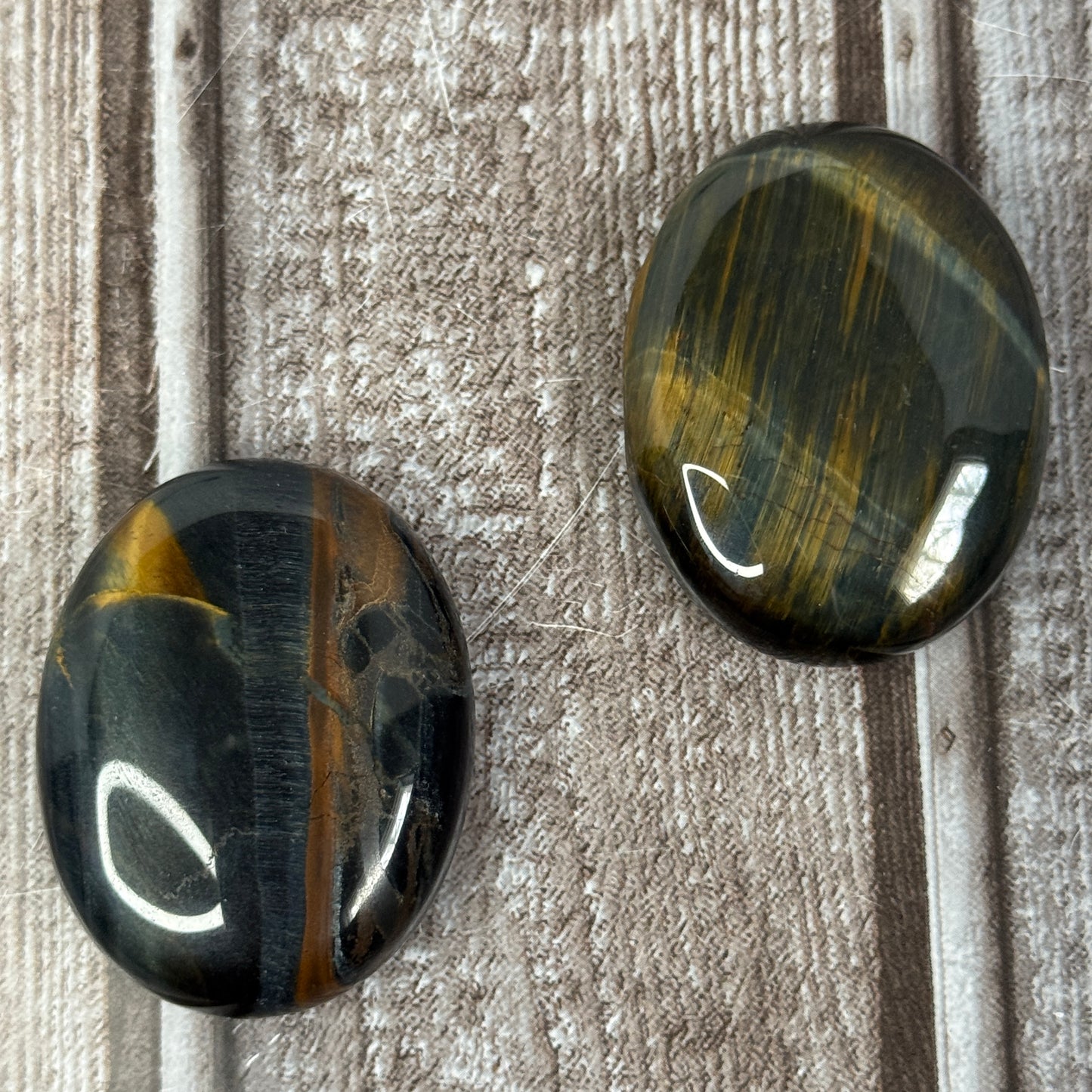 Blue Tiger Eye Palmstone