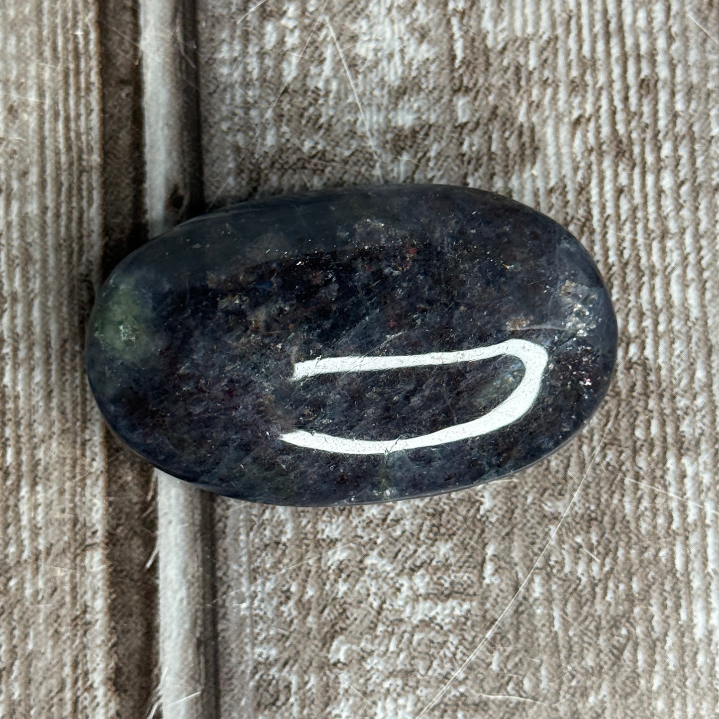 Iolite Palmstones