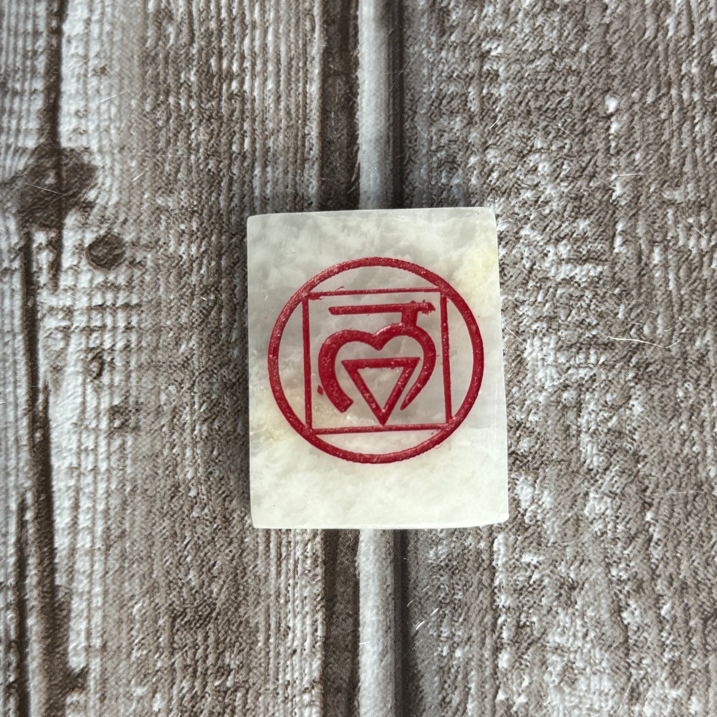 Selenite Square